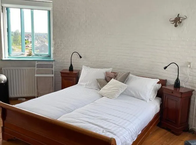 شقة Torenkamer Op De Vijfde Verdieping De Watertoren